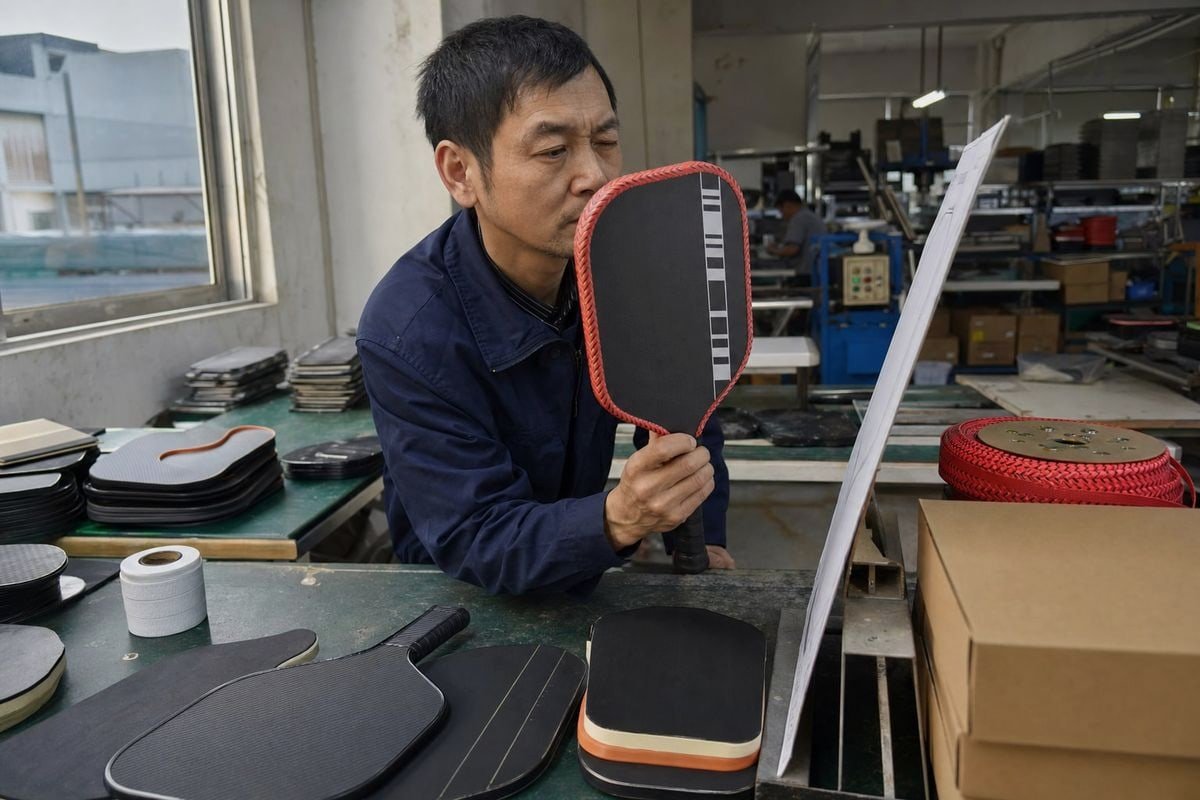 Pattern Placement Verification Verifying pattern placement accuracy on paddle template before mass production begins (ID#3)